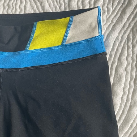 Lululemon shorts - Picture 3 of 6